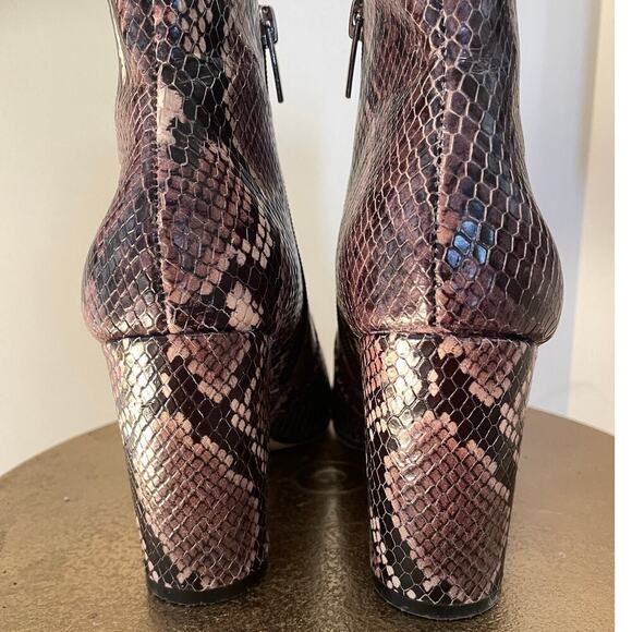 Vince Camuto Snakeskin Ankle Boots | Chunky Heel, Size 8, Leather, EUC $160 - Picture 2 of 9